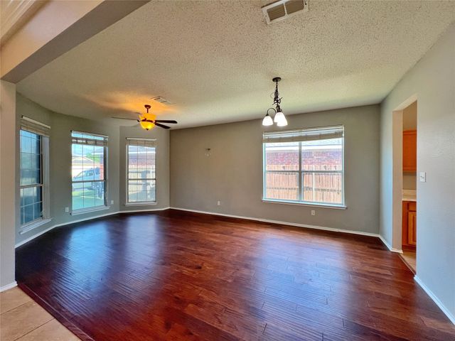 3944 Silver Springs Drive, Fort Worth, TX 76123