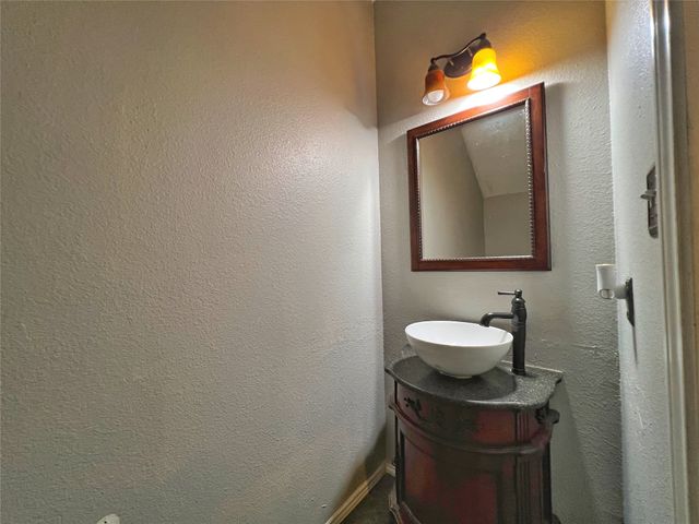 3944 Silver Springs Drive, Fort Worth, TX 76123