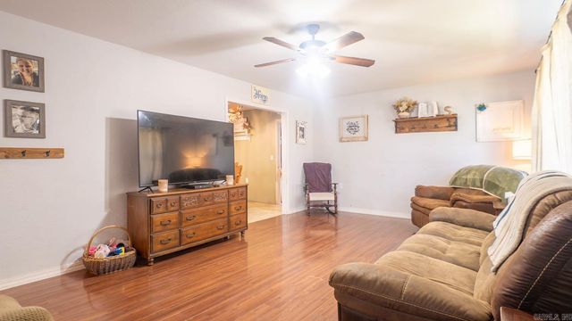 322 N 9th Street, Thayer, MO 65791