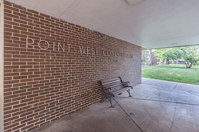 1311 S Finley Road 316, Lombard, IL 60148