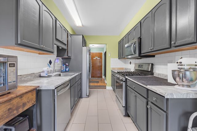 1311 S Finley Road 316, Lombard, IL 60148