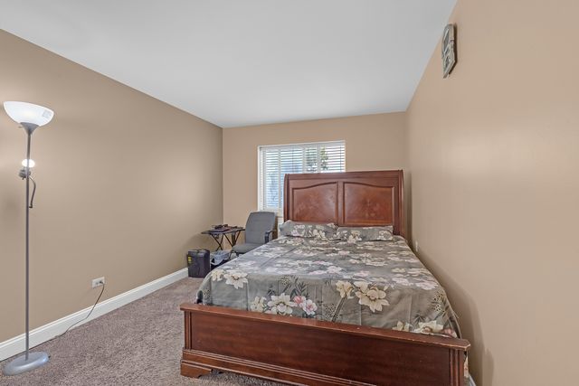 1311 S Finley Road 316, Lombard, IL 60148