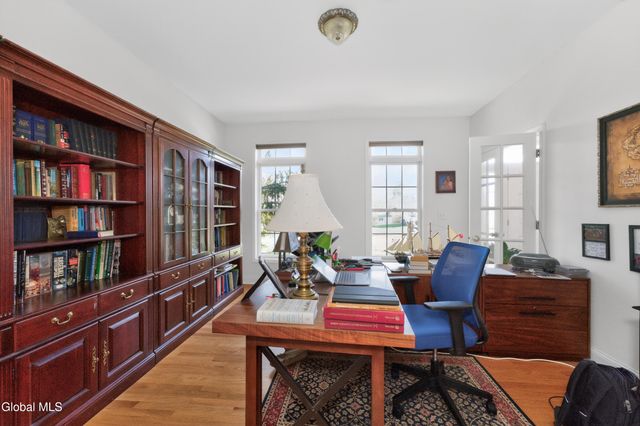 41 Empire Drive, Niskayuna, NY 12309
