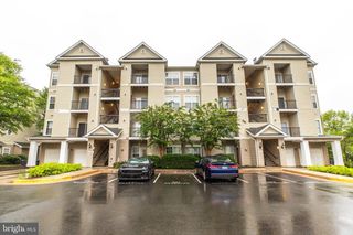 5121-B TRAVIS EDWARD WAY #B, Centreville, VA 20120