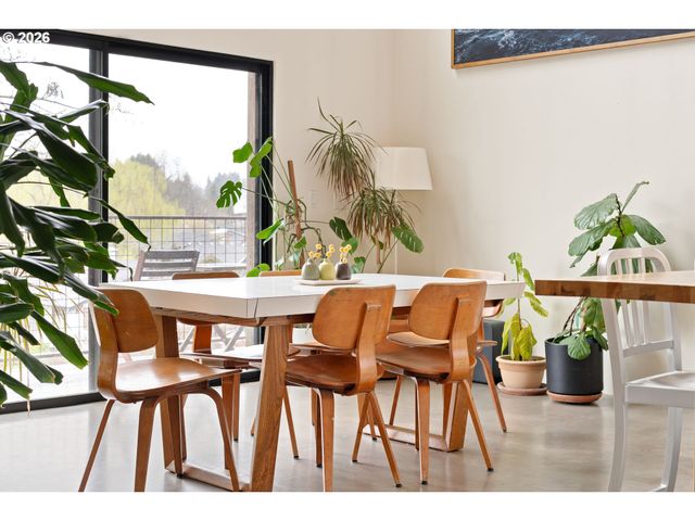 2373 Se 44TH Ave 302, Portland, OR 97215