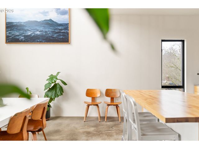 2373 Se 44TH Ave 302, Portland, OR 97215