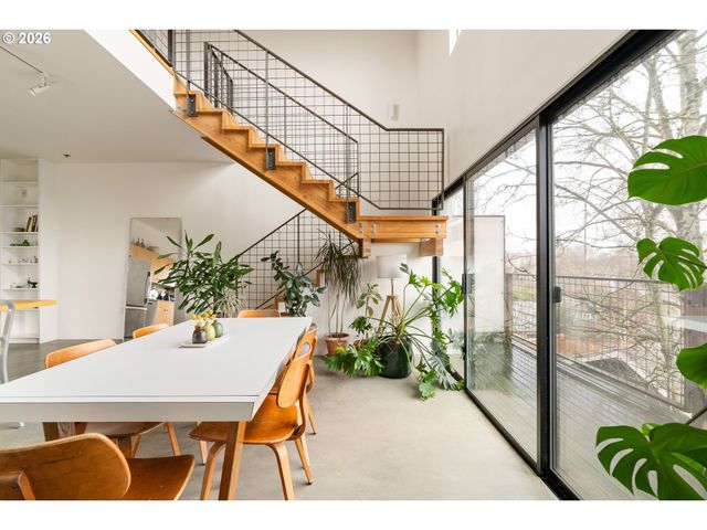 2373 Se 44TH Ave 302, Portland, OR 97215