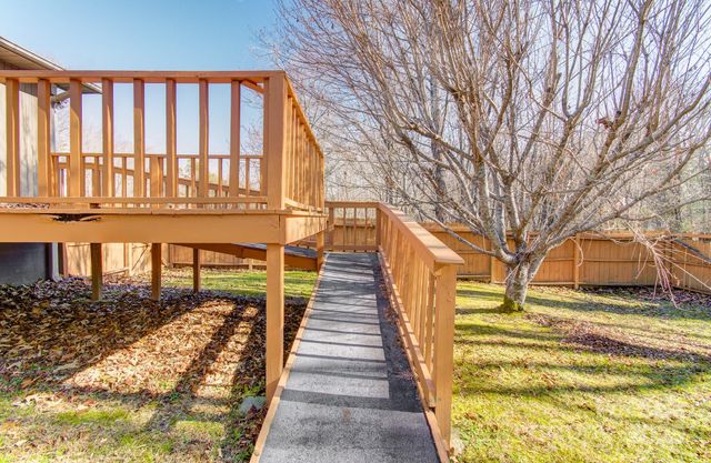 125 Freedom Road, Hendersonville, NC 28792