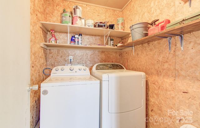 125 Freedom Road, Hendersonville, NC 28792