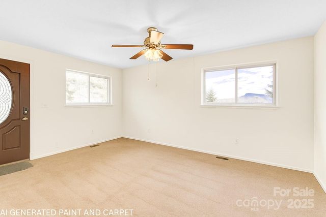 125 Freedom Road, Hendersonville, NC 28792