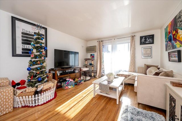 2873 Roebling Avenue, Bronx, NY 10461