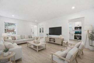 5 Colleen St, Newark City, NJ 07106