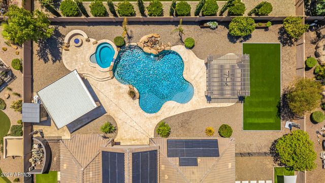 2855 E WARBLER Road, Gilbert, AZ 85297