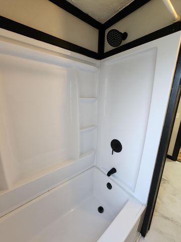 23 W Anderson Street, Aurora, MO 65605