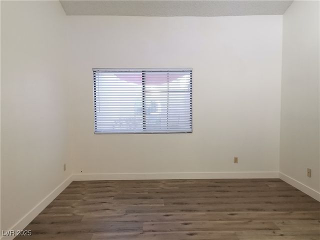 8229 Willeta Avenue, Las Vegas, NV 89145