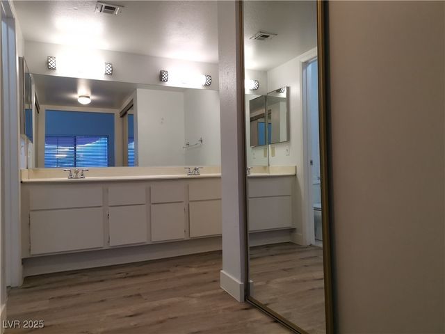 8229 Willeta Avenue, Las Vegas, NV 89145