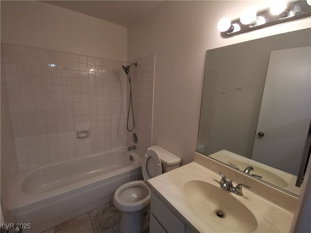 8229 Willeta Avenue, Las Vegas, NV 89145