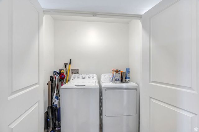 1082 E DORY BOAT RD, Saratoga Springs, UT 84045