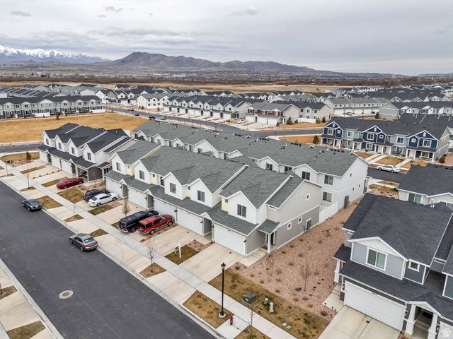 1082 E DORY BOAT RD, Saratoga Springs, UT 84045