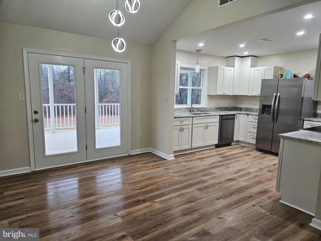 226 PEACH GROVE LN, Clear Brook, VA 22624