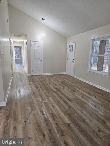 226 PEACH GROVE LN, Clear Brook, VA 22624