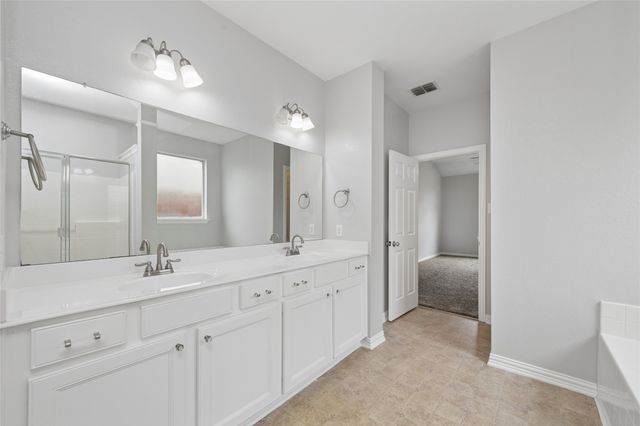 302 Highland Glen Drive, Wylie, TX 75098