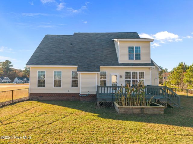 811 Bayhill Court, Greenville, NC 27858