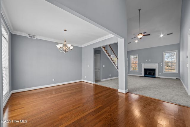 811 Bayhill Court, Greenville, NC 27858