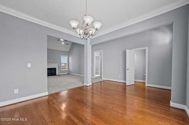 811 Bayhill Court, Greenville, NC 27858