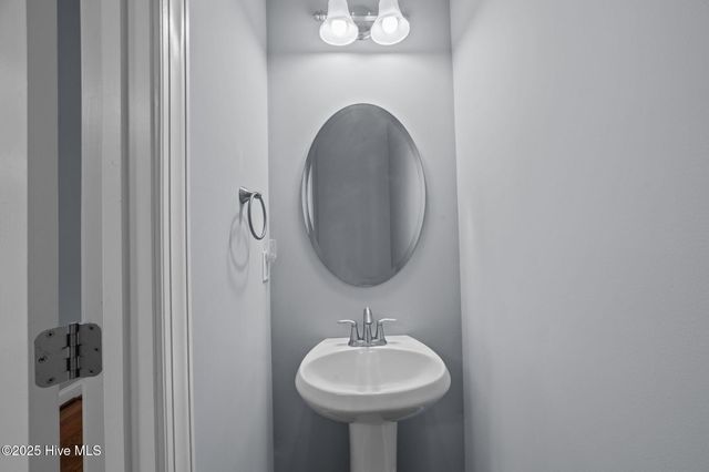 811 Bayhill Court, Greenville, NC 27858