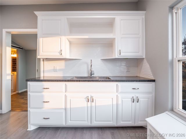 3310 S Main Street, Savanna, OK 74501