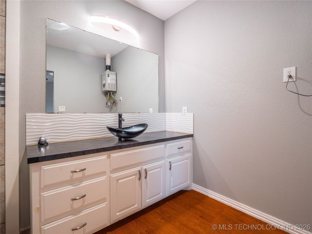 3310 S Main Street, Savanna, OK 74501