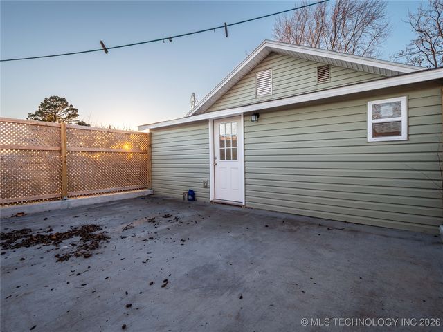 3310 S Main Street, Savanna, OK 74501