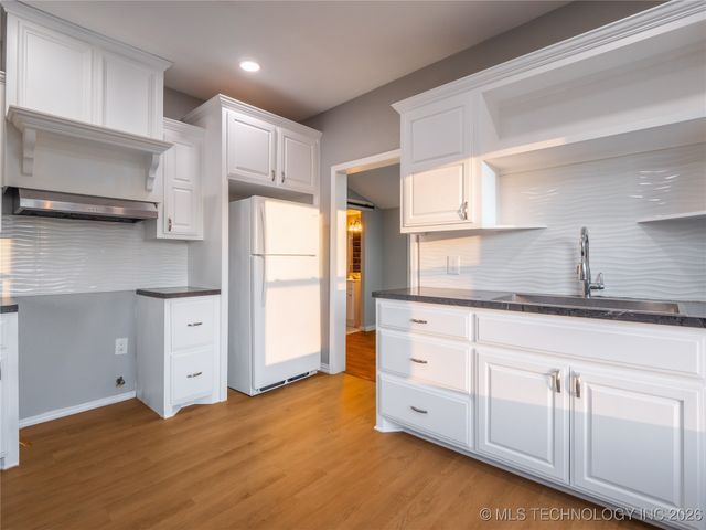 3310 S Main Street, Savanna, OK 74501