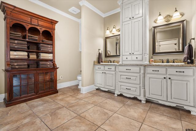 23220 Bridle View Dr, Lindale, TX 75771