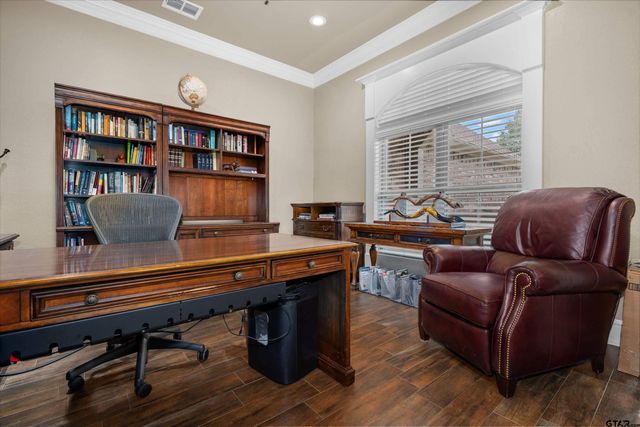 23220 Bridle View Dr, Lindale, TX 75771