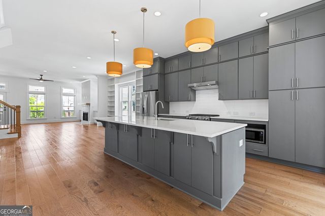 614 Brennan Drive, Decatur, GA 30033