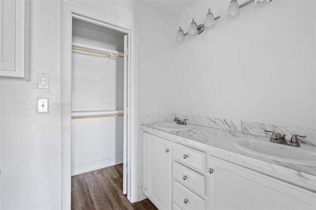 1903 E Tank Farm Road, Lake Charles, LA 70607