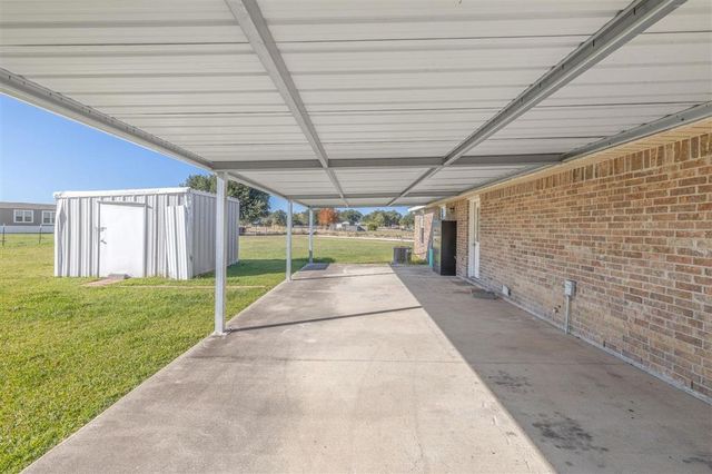 1903 E Tank Farm Road, Lake Charles, LA 70607