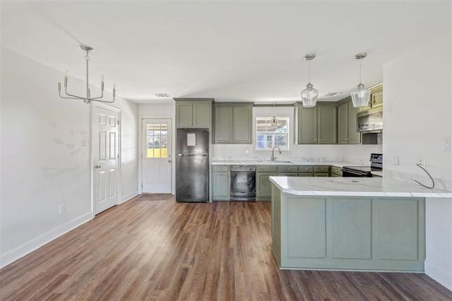 1903 E Tank Farm Road, Lake Charles, LA 70607