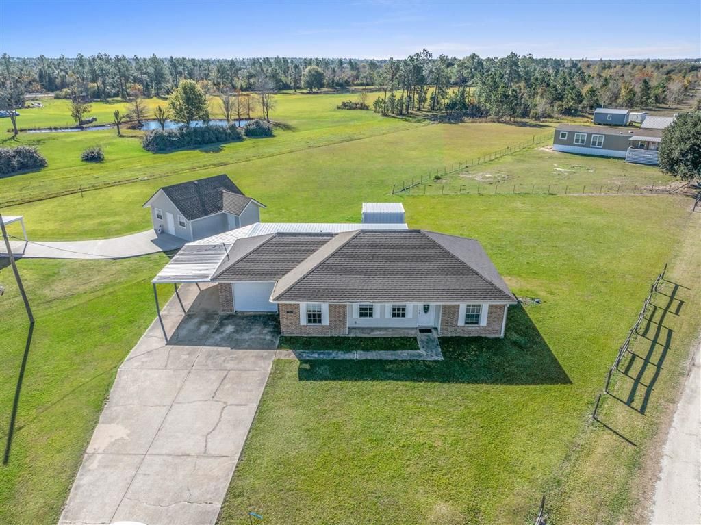 1903 E Tank Farm Road, Lake Charles, LA 70607