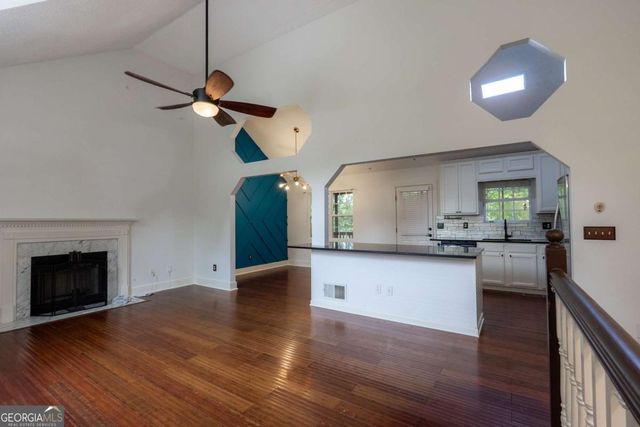 50 Live Oak Run NW, Cartersville, GA 30121
