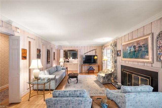 449 Discovery RD, Virginia Beach, VA 23451
