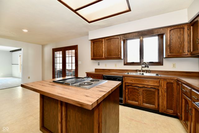 579 Ridge Road, Greenwood, IN 46142