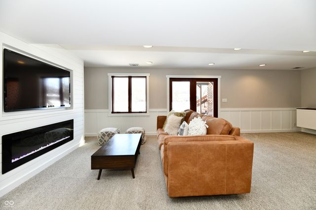 579 Ridge Road, Greenwood, IN 46142