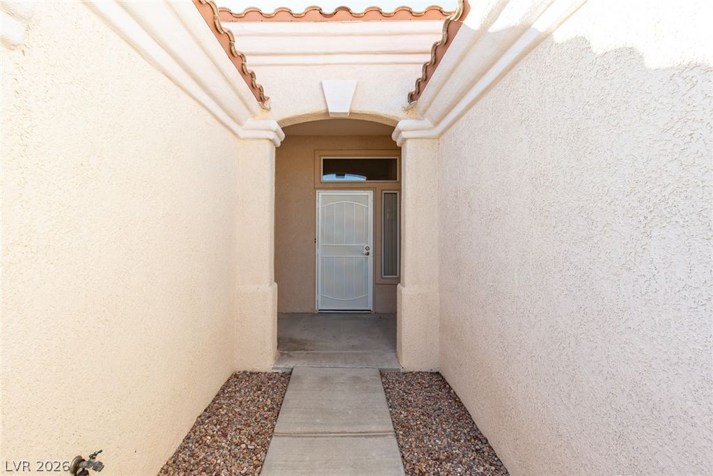 10725 Windledge Avenue, Las Vegas, NV 89134 — photo 4