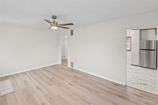 1104 BEL AIRE Drive, Belleville, IL 62220