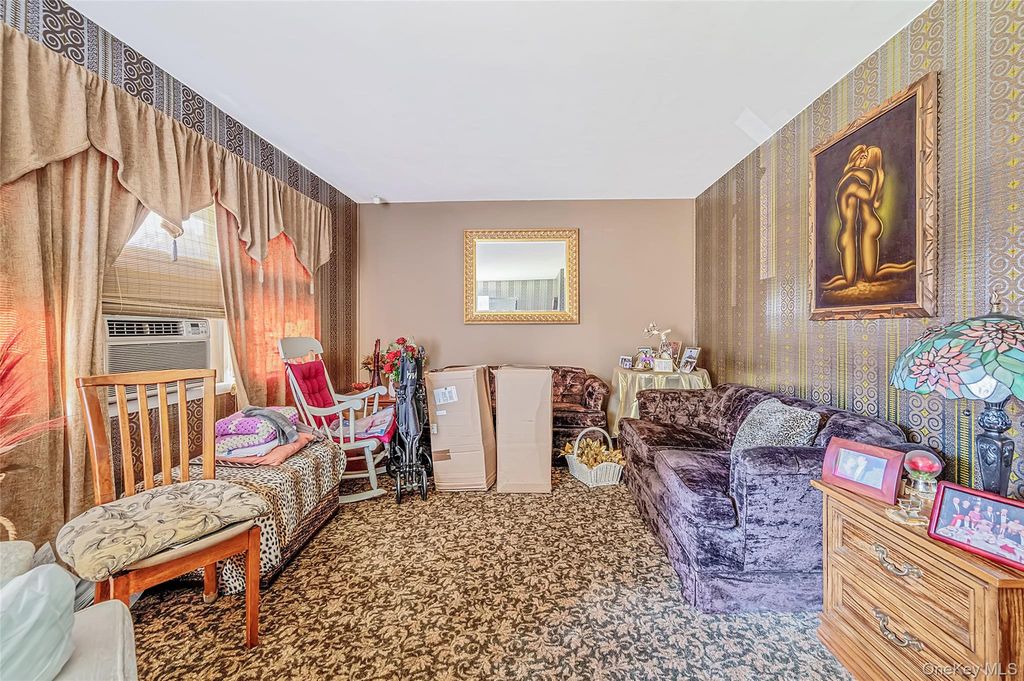 29 Walton Street, Brentwood, NY 11717 — photo 5