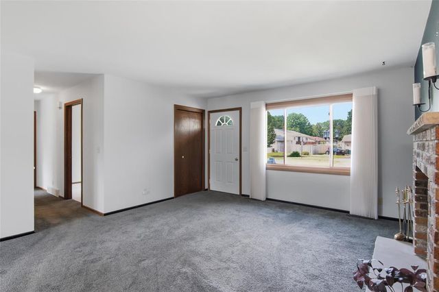 1815 Frisbie Lane, Eau Claire, WI 54703