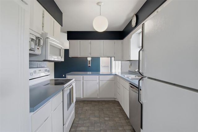 1815 Frisbie Lane, Eau Claire, WI 54703